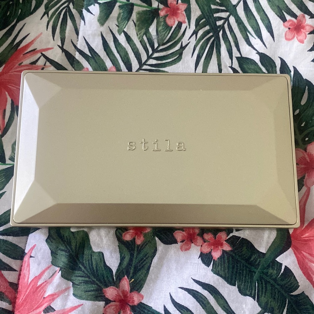 Stila Blue Real Velvet Eyeshadow Palette Discontinued HTF - Picture 2 of 3